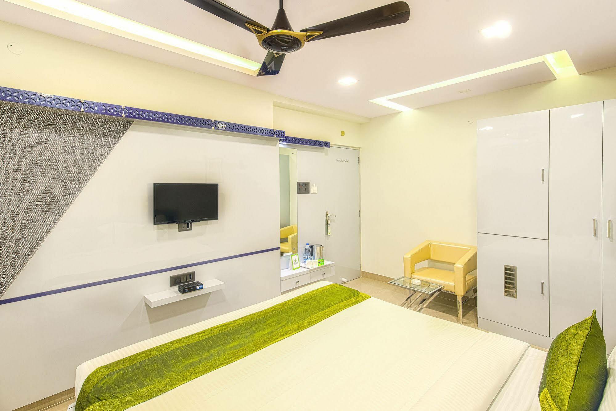 Treebo Orion Sapphire, Beck Bagan Hotel Kolkata Exterior photo