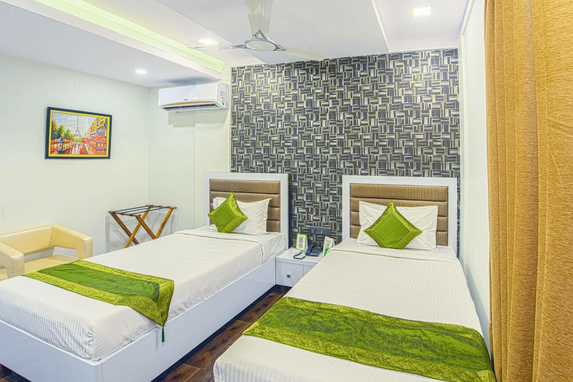 Treebo Orion Sapphire, Beck Bagan Hotel Kolkata Exterior photo